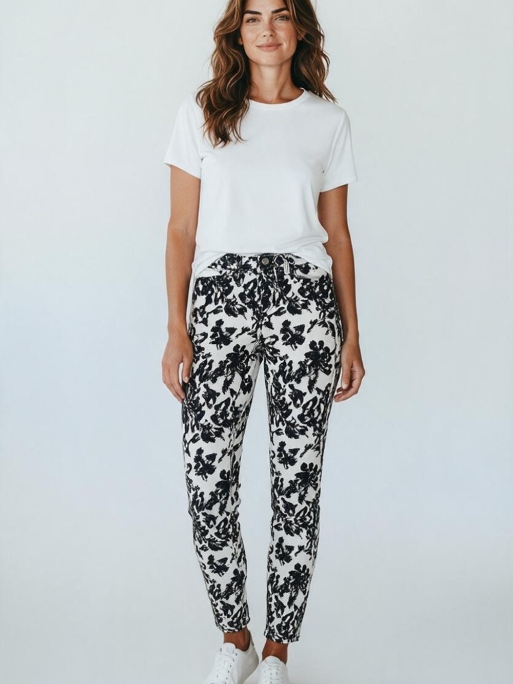Ann Taylor Black & White Floral Ankle Pants